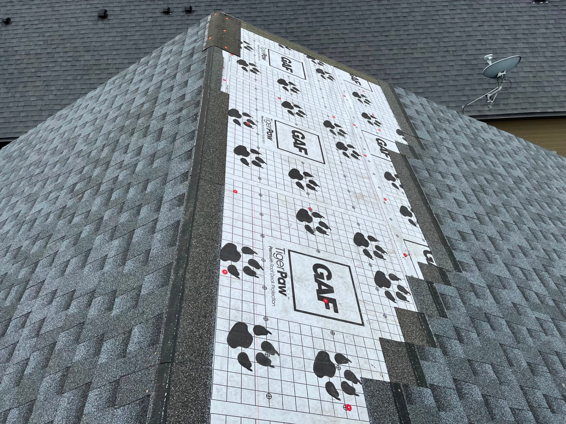 GAF TigerPaw Underlayment Install, Shingle roofing project by Rob's Roofing & Remodeling